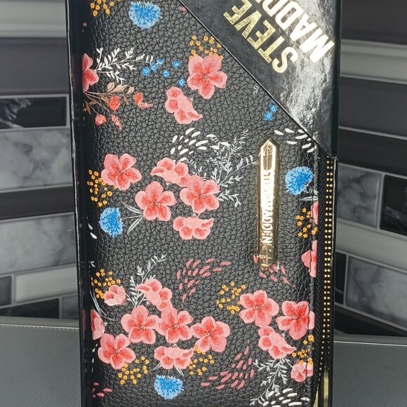 Steve Madden Women's Floral Canvas Tri-fold Design Wallet - NEW - Picture 9 of 16
